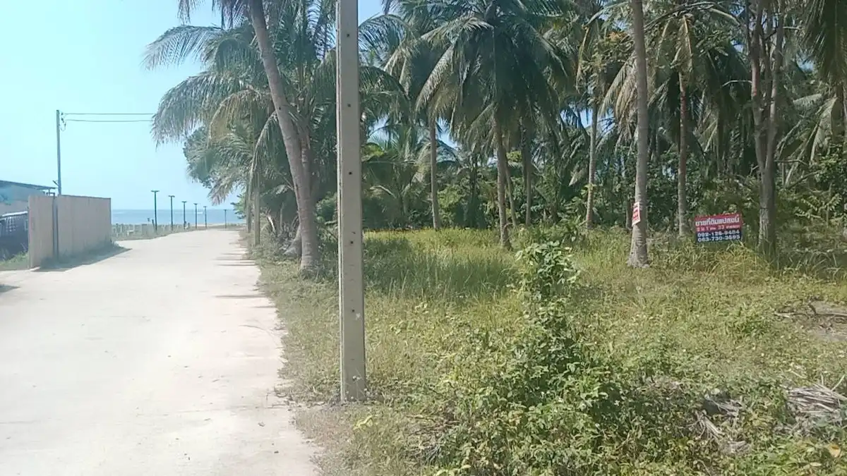 Sale Land 3732 sqm 34987500 Baht Na Mueang